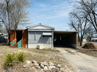 120 Lydick Ln, Kerrville, TX 78028