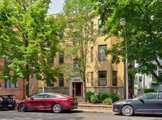 2940 N Racine Ave APT 3N, Chicago, IL 60657