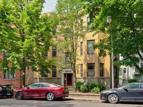 2938 N Racine Ave #1S, Chicago, IL 60657