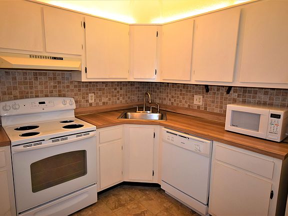 4th image of 4815 Sable Pine Cir APT D2
