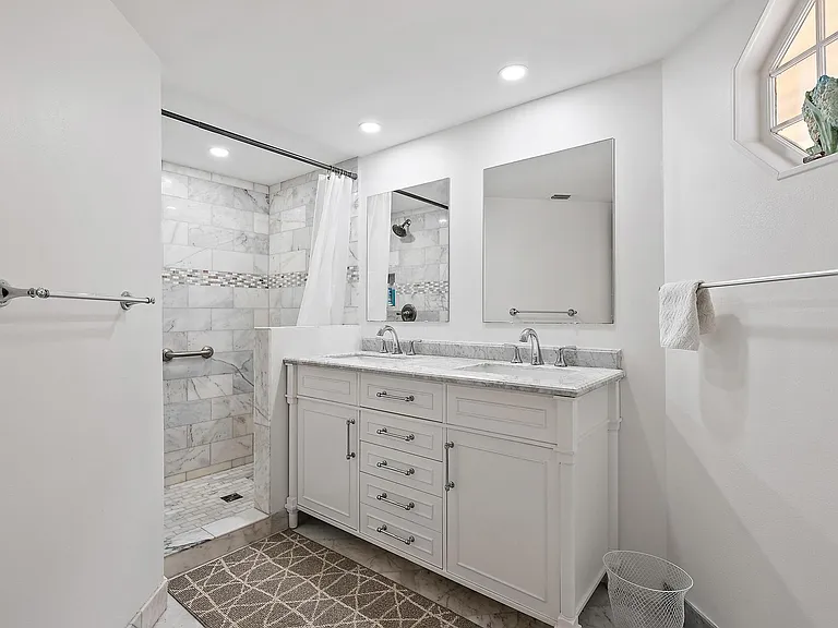 213 Seabreeze Cir — Photo 14