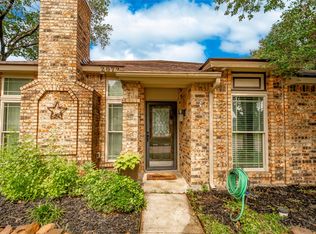 2072 Vista Dr, Lewisville, TX 75067