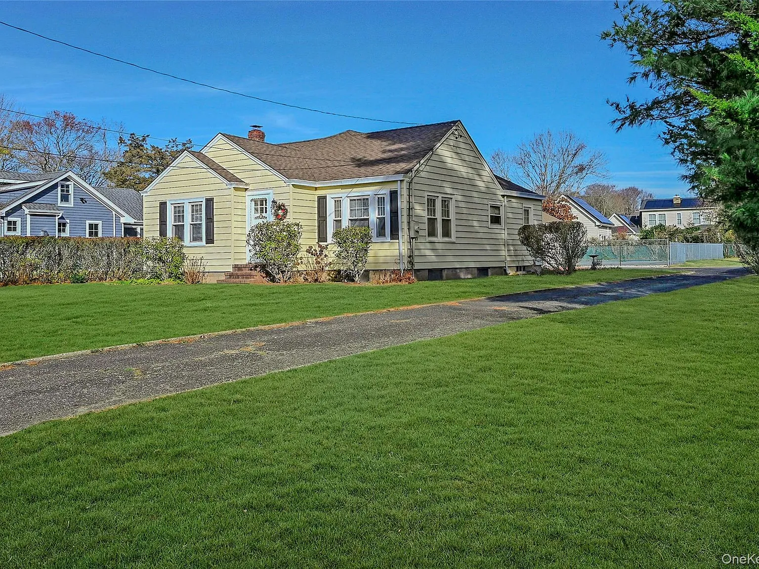 3 bed, 1.5 bath, 1578 sqft, $10,000 — Photo 2