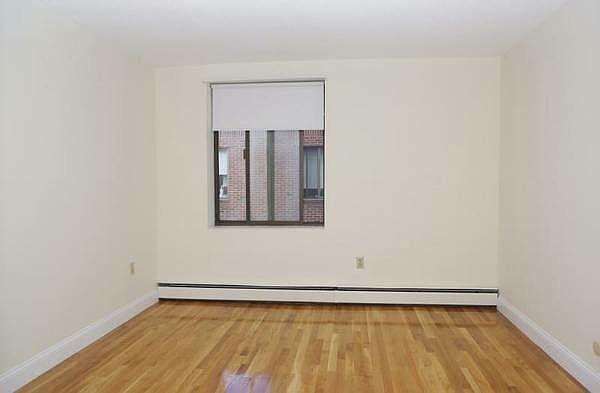 2nd image of 124 Tremont St #1BR
