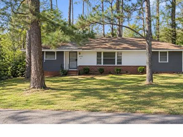 2555 Belvedere Dr, Jackson, MS 39204