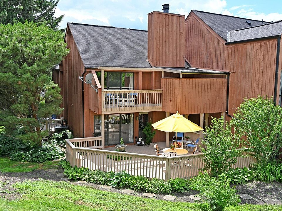 1st image of 8280 Coppernail Way