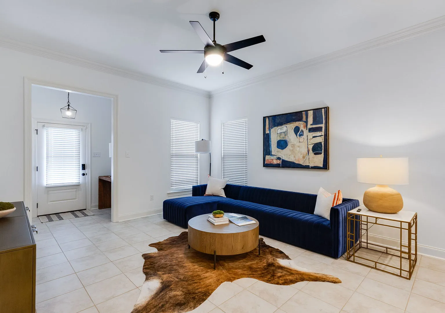 Furnished 4 bedroom — Photo 3