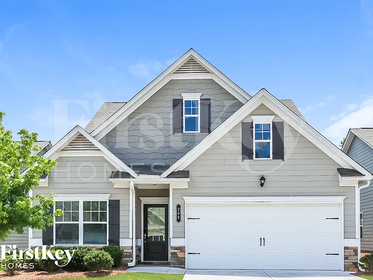 209 Prescott Cir — Photo 1