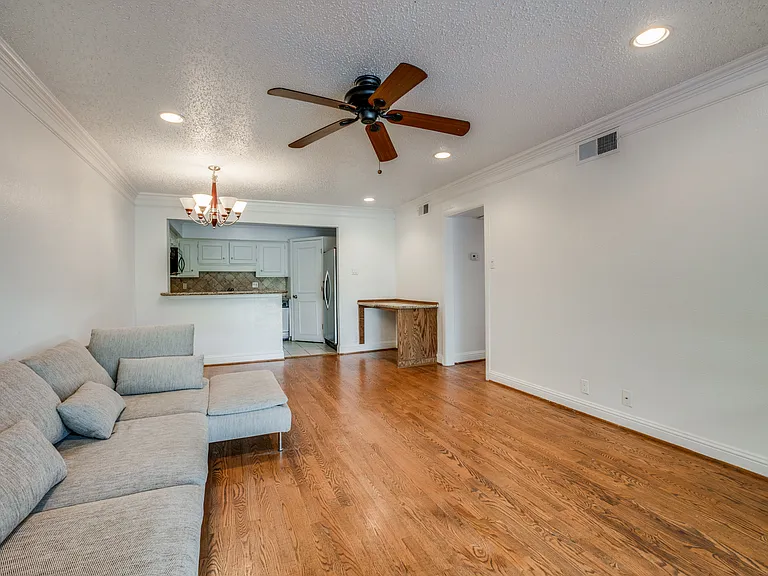 5325 Fleetwood Oaks Ave #253 — Photo 4