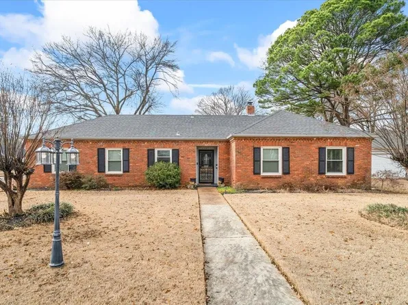 1107 Ivy Rd, Memphis, TN 38117