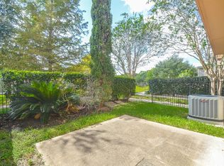 3325 Clearview Cir, Houston, TX 77025