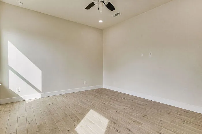 412 Elcino Dr — Photo 30