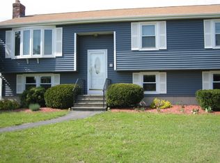 20 Fisher Rd, Wrentham, MA 02093