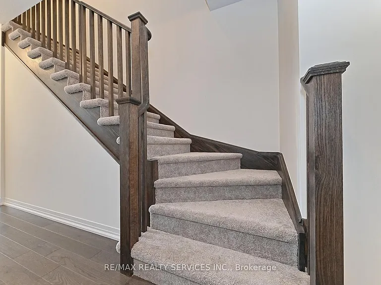 15 Blacklock St #19 — Photo 5