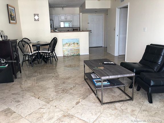 4th image of 1155 Brickell Bay Dr #S2