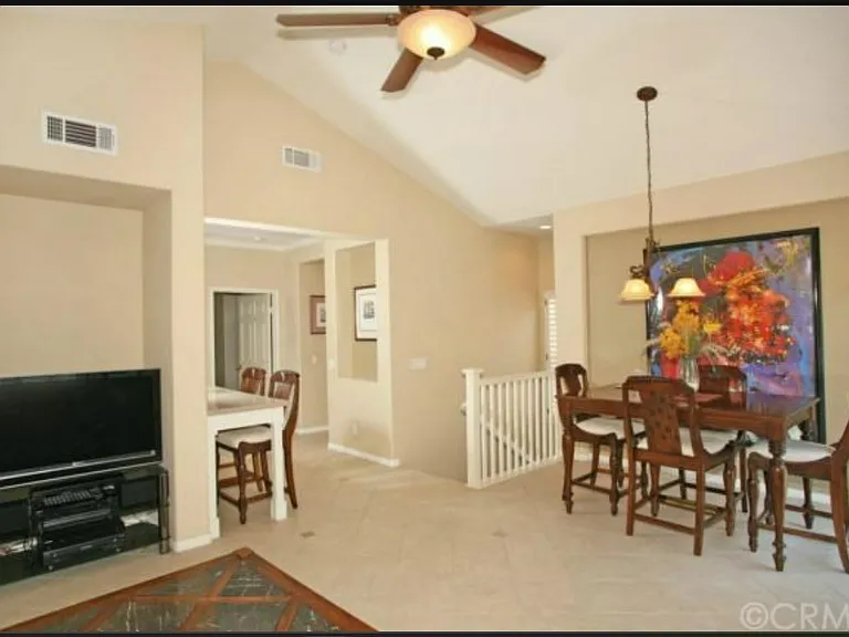 20 San Clemente — Photo 4