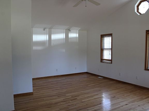 2nd image of 2438 Sue Ann Ln