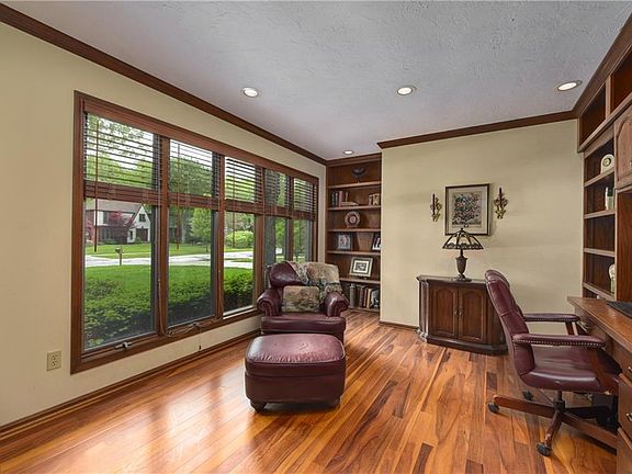 4th image of 2324 Brigadoon Ct