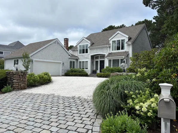 44 The Heights, Mashpee, MA 02649