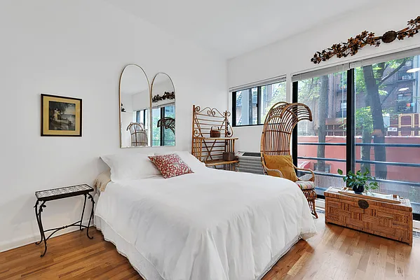 Rented by Level Group | media 6