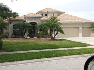 7026 Honeysuckle Trl, Lakewood Ranch, FL 34202