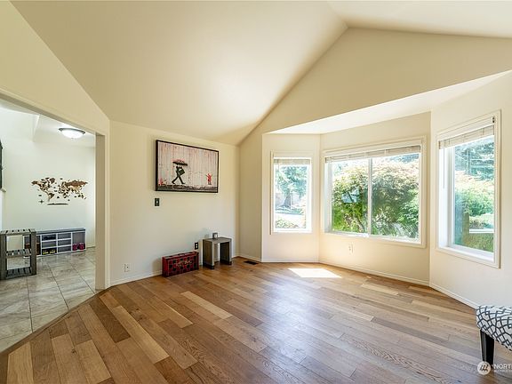 5th image of 9007 172nd Street Ct E