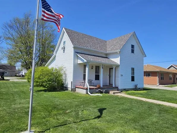 1029 N Benjamin St, Rushville, IN 46173