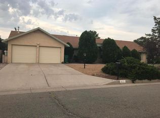 402 Oreja De Oro Dr SE, Rio Rancho, NM 87124