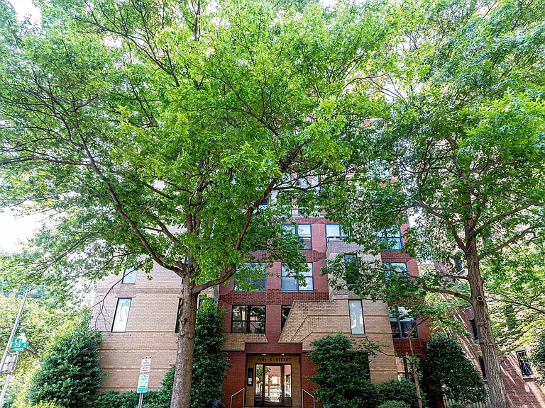 2501 K St NW #1B — Photo 53