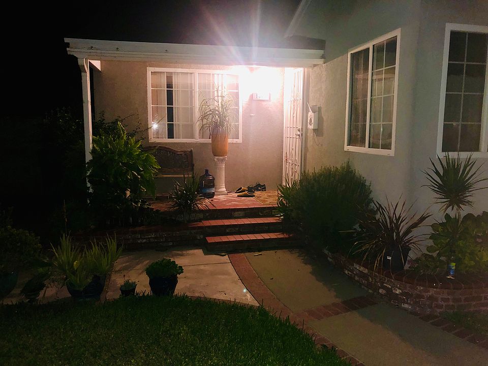 2nd image of 1868 Grier St