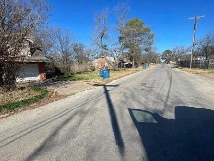 5th image of 312 S Mockingbird Ln