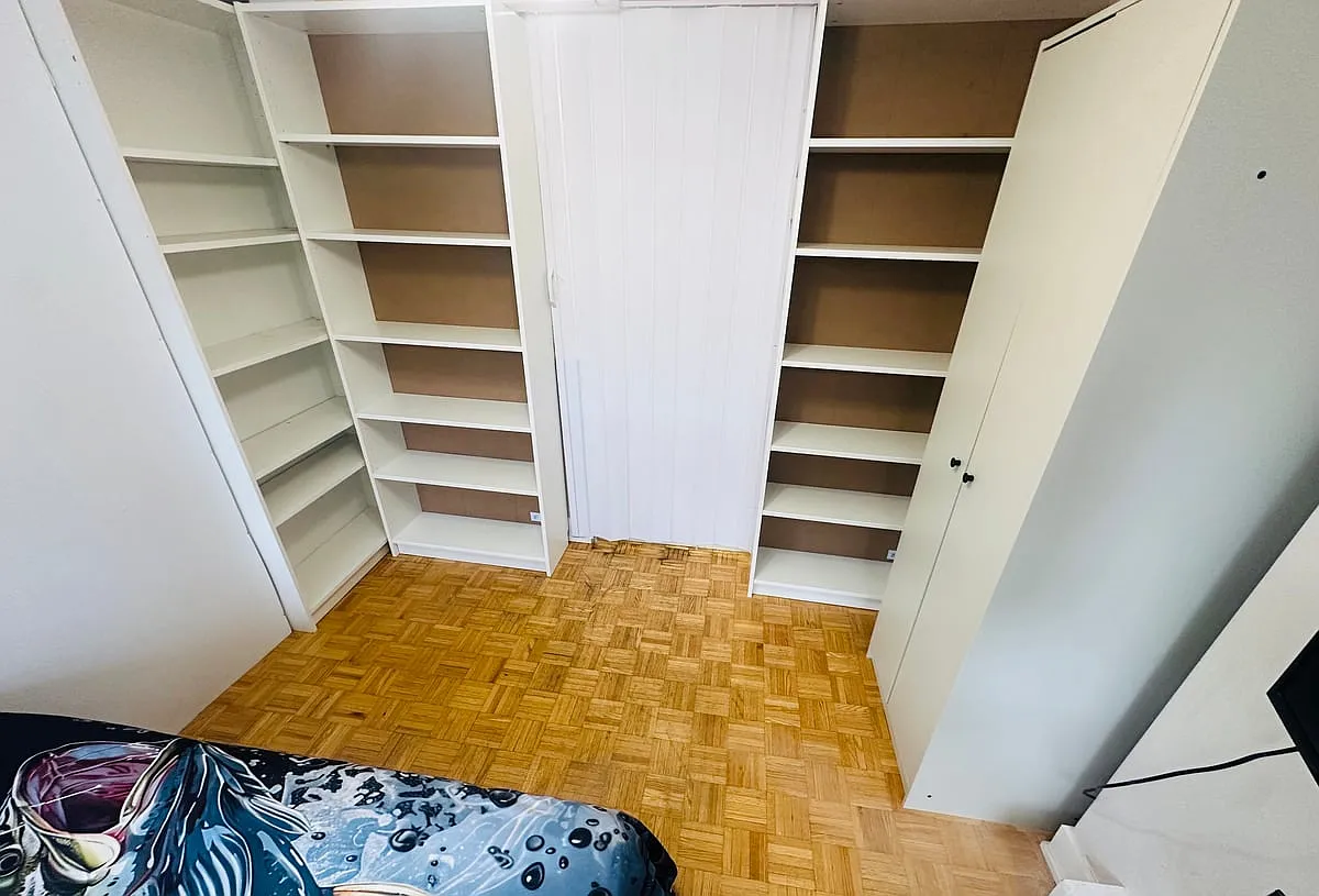 Flex Room - Rosehill Avenue & Yonge Street — Photo 3