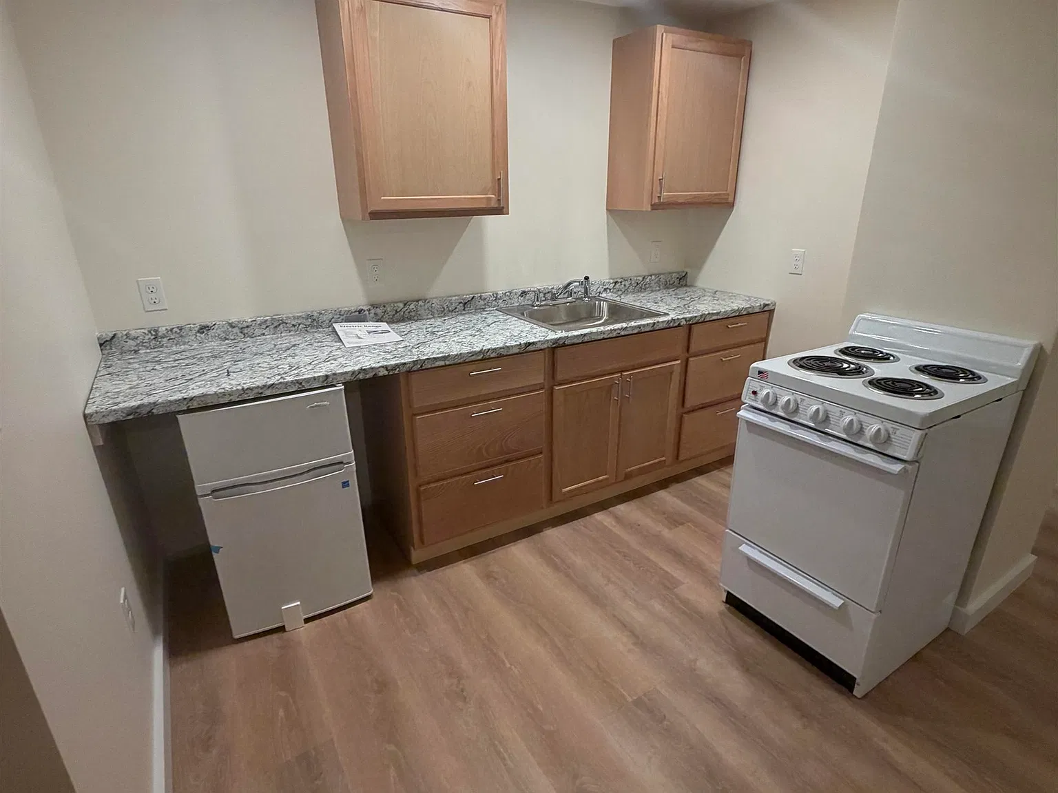1 bed, 1.0 bath, 650 sqft, $1,695 — Photo 3