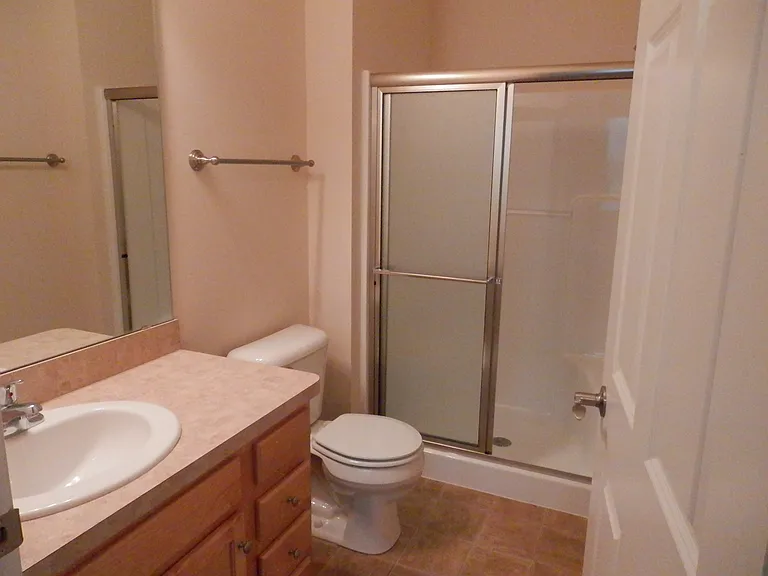 Aquamarine Apartments — Photo 71