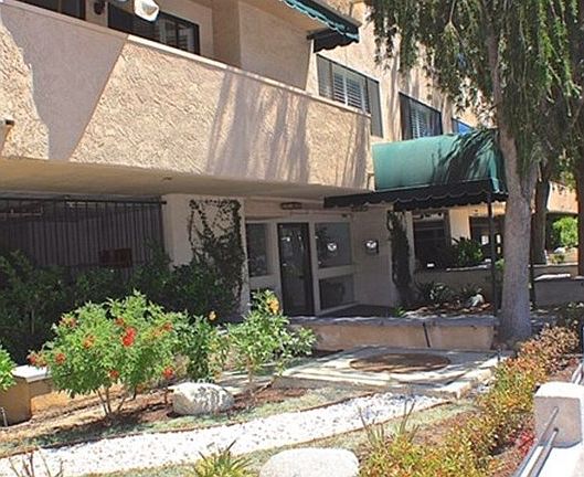 4th image of 5310 Zelzah Ave Unit 213