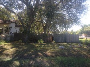 895 N Houston Ave, New Braunfels, TX 78130