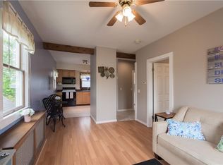 49 E Bowery St APT 4, Newport, RI 02840