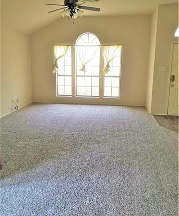 3rd image of 749 Nelson Dr