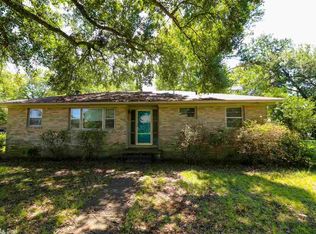 14 Marshall Dr, Searcy, AR 72143
