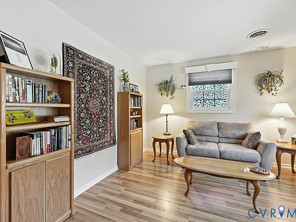 5th image of 303 Prince Albert Ave