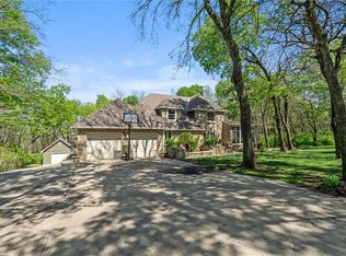 26208 S Southwood Rd, Harrisonville, MO 64701