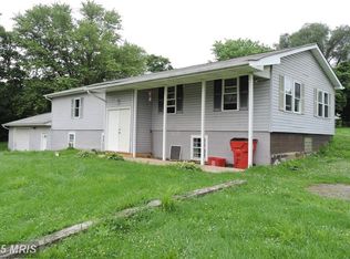 37 Villa Ln, Charles Town, WV 25414