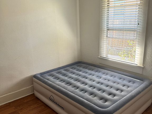 3rd image of 3030 Clay Ave #3030