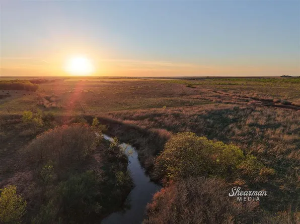 County Road 239, Grandfield, OK 73546