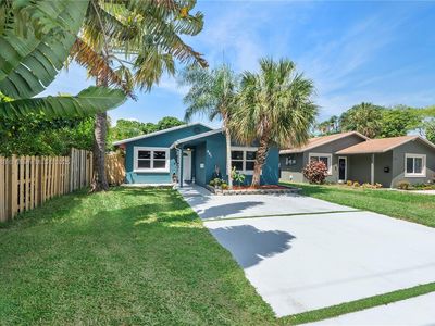 681 NE 34th St, Oakland Park, FL, 33334