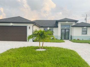 428 NW 8th Ter, Cape Coral, FL 33993