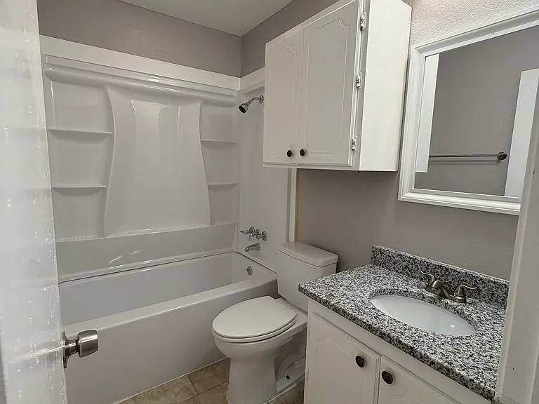 3538 N Santa Fe Ave — Photo 8