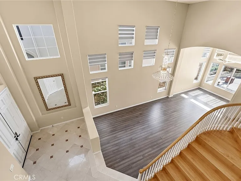 2536 Brennen Way — Photo 5