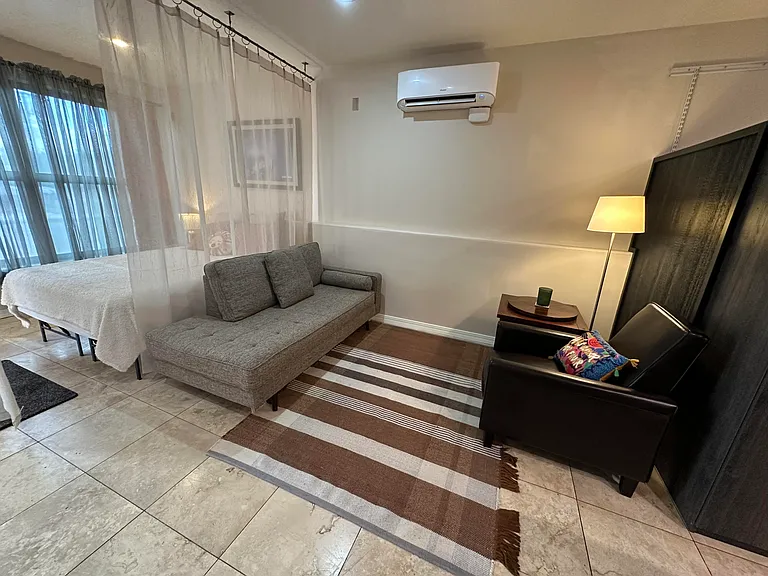 4320 Mesa Grande Pl SE #D — Photo 3
