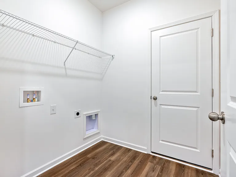676 Evergreen Rd — Photo 12